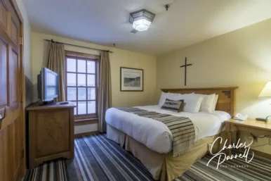 A Wheelchair-Accessible Santa Fe Lodging Choice